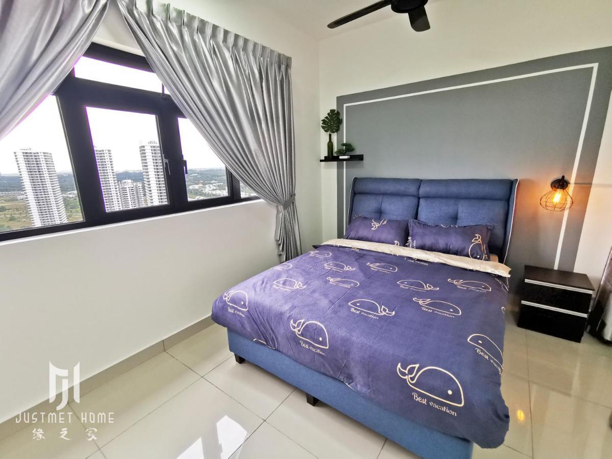 Ferienwohnung Meridin@Medini#3 Nusajaya  Exterior foto