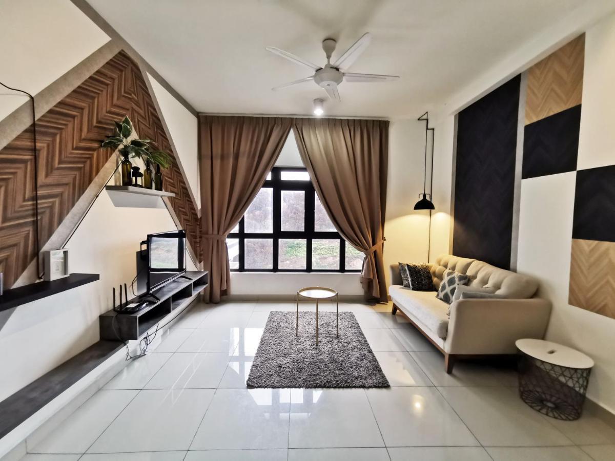 Ferienwohnung Meridin@Medini#3 Nusajaya  Exterior foto